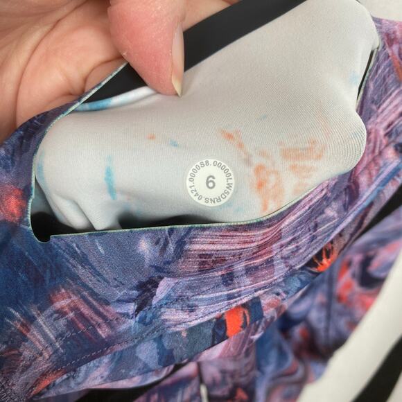 Lululemon Atmospheric Purple Multi base Pace High Rise Running Tight 25” Sz.6 - Picture 8 of 16
